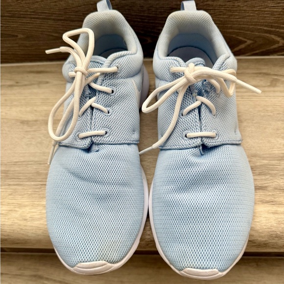 Nike Light Blue Athletic Sneakers - Picture 3 of 3